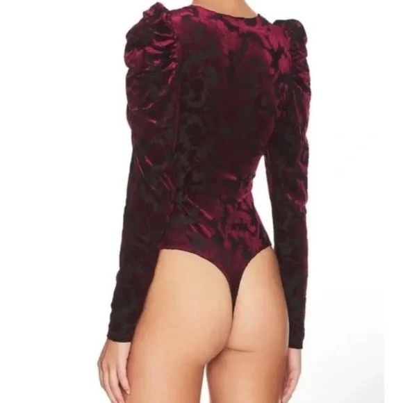 FREE PEOPLE Intimately Magic Hour Velvet Bodysuit Red Midnight Floral Large - Picture 8 of 16